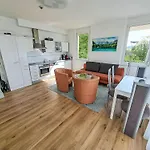 Vinzek By Interhome דירה Toschling