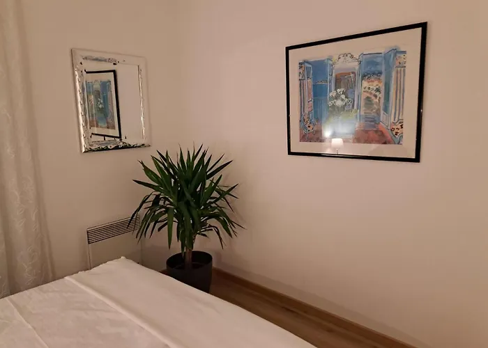 Vinzek By Interhome *