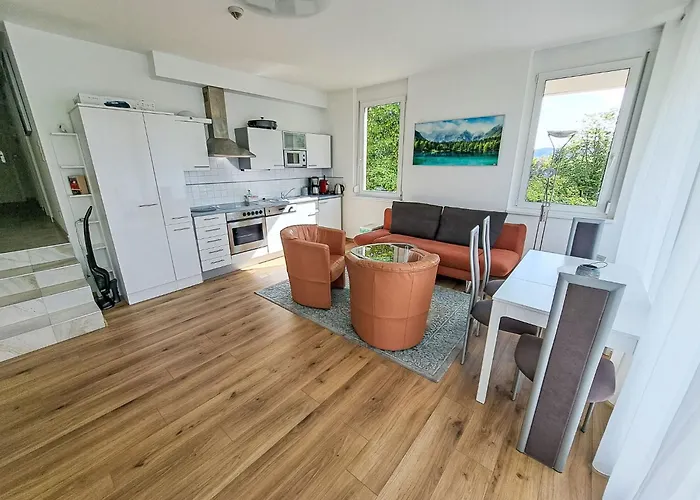 Vinzek By Interhome דירה Toschling